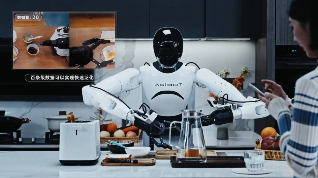 về lâu dài, robot giúp việc giúp tiết kiệm đáng kể chi phí thuê người giúp việc hoặc dịch vụ dọn dẹp
